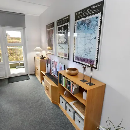 Paen Lejlighed Med Balkon Sj3212 דירה
